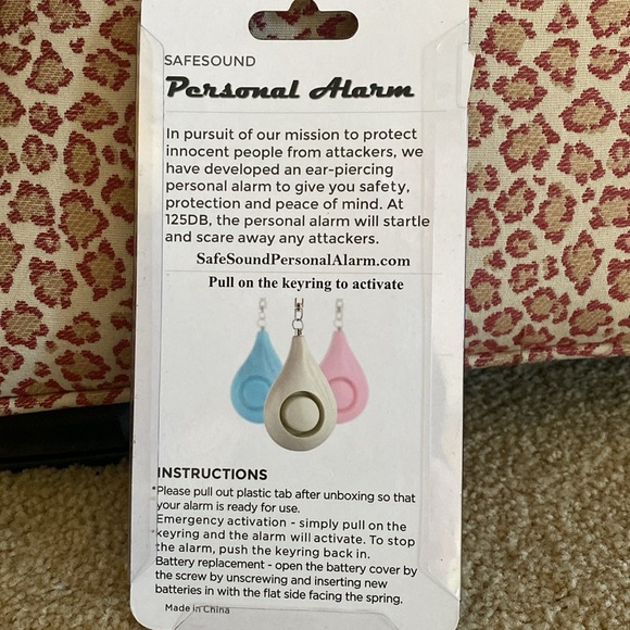 SafeSound Personal Alarm - Protect those you love or yourself. - Picture 3 of 3